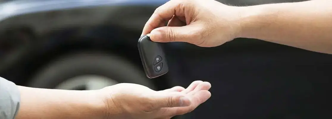 Predaja ključeva iznajmljenog automobila — GOCAR Beograd